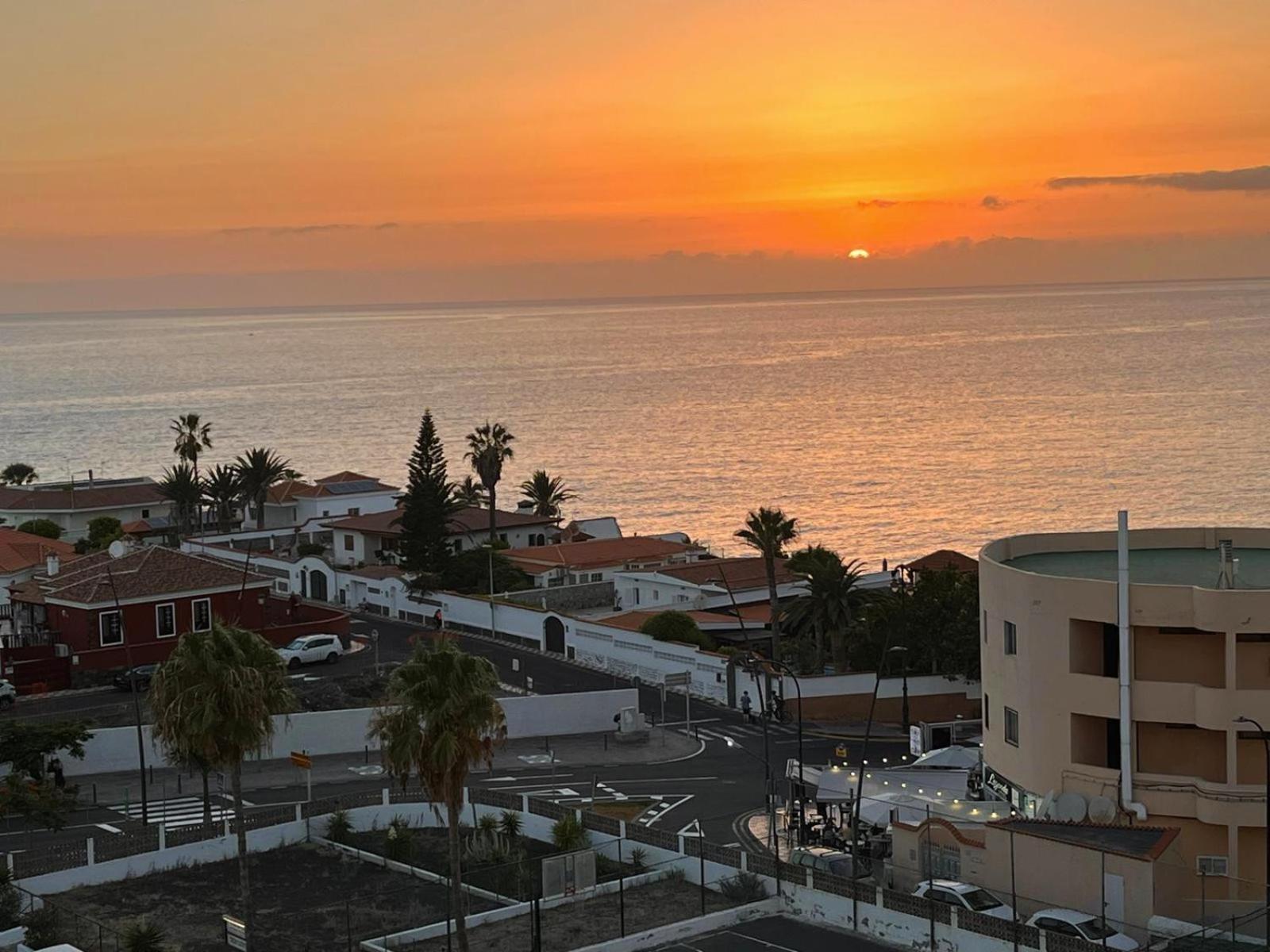 Sunset Arena Beach By Helloapartments Пуэрто-де-Сантьяго Экстерьер фото